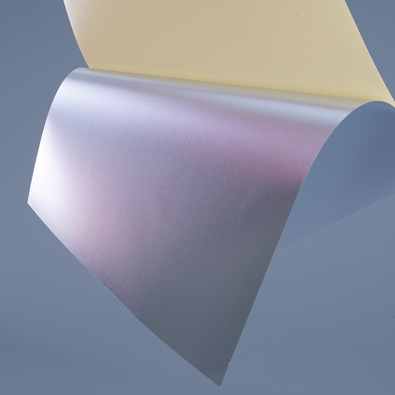 Scannán Inkjet Neamhlonrach Airgid Neamhghreamaitheach Féin-Ghreamaitheach PET